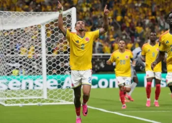 Suiza vs. Colombia, por el último boleto a cuartos