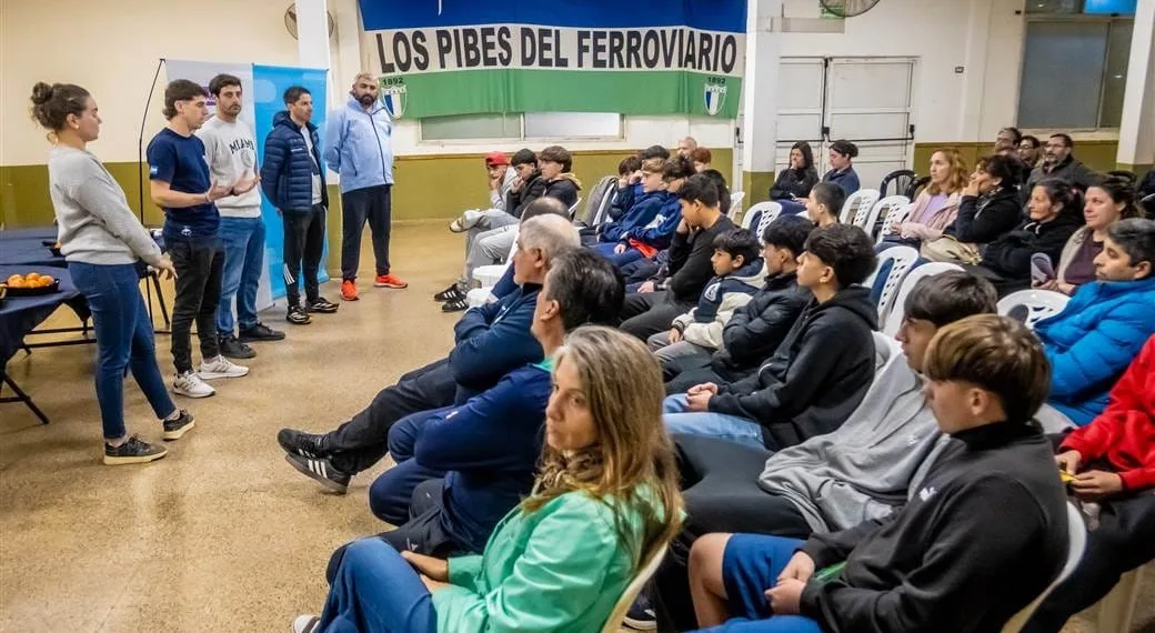 Se realizó una charla sobre nutrición deportiva en el Club BAP