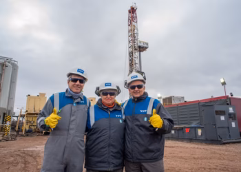 Junto a Caputo, Kristalina Georgieva llegó a Vaca Muerta y recorrió la nueva usina de dólares del país