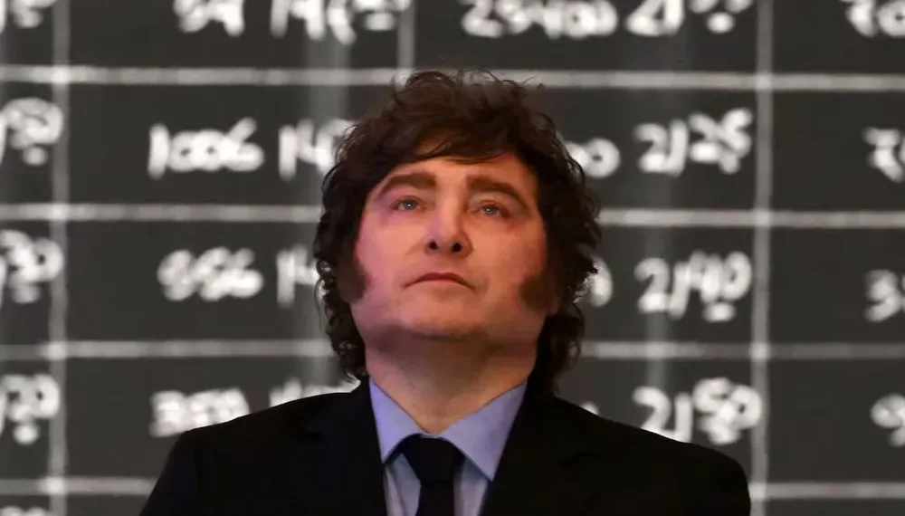 Milei rechazó la «campaña anti argentina» con una cita de Churchill en inglés