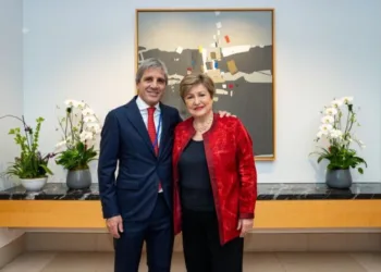 El Gobierno incumplió la meta fiscal con el FMI en el primer semestre