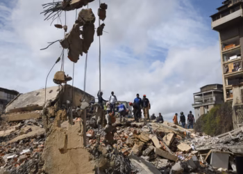 Aumenta a 3.685 la cifra de muertos por los terremotos en Venezuela