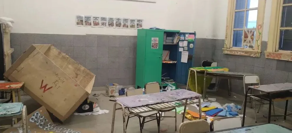Indignación en Merlo por destrozos en una emblemática escuela durante los festejos por el Mundial