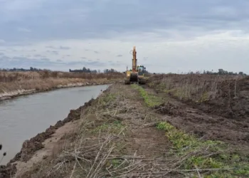 Alberti avanza con la limpieza de los canales