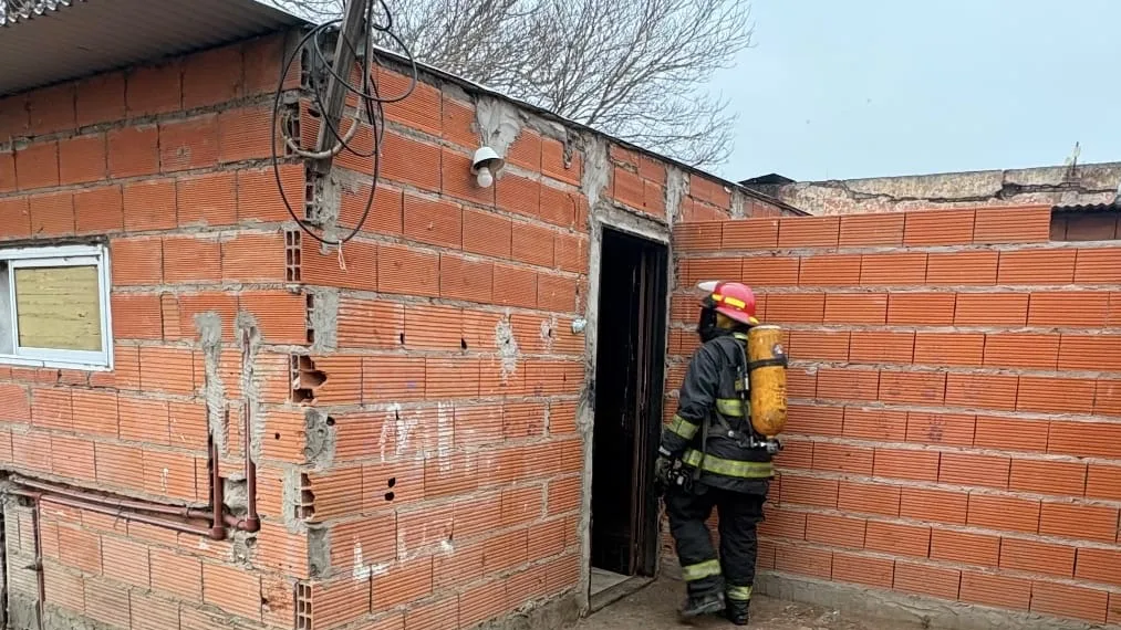 Dos principios de incendio en viviendas