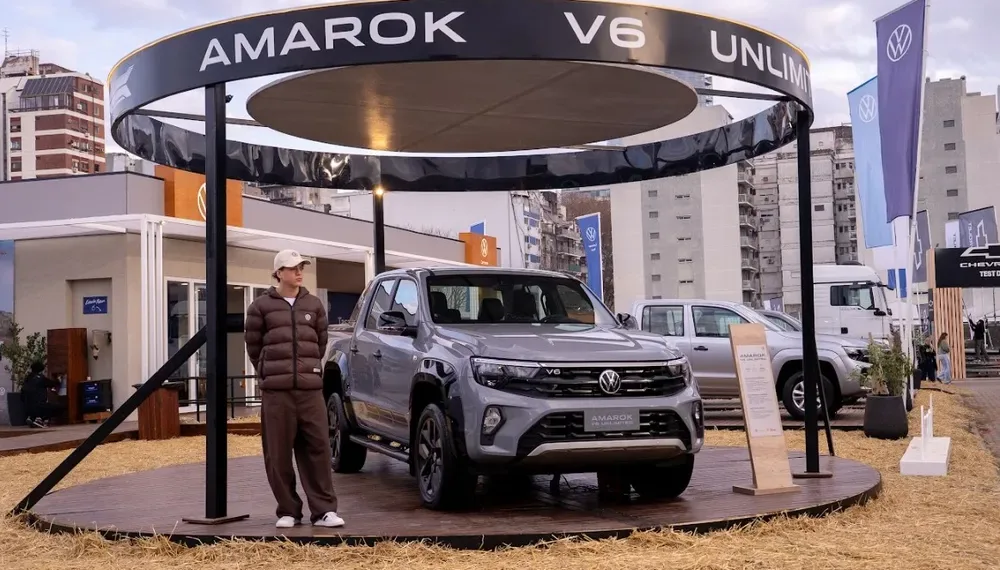 Volkswagen presenta en La Rural su edición especial y limitada de Amarok V6