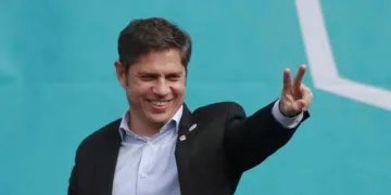 Encuesta: Kicillof superó a Cristina Kirchner y aparece como el principal opositor a Milei