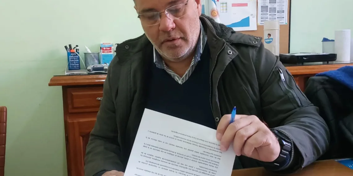 Burgos: “El desafío no es discutir la tecnología, sino regularla con reglas claras”