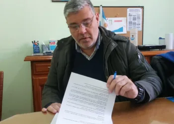 Burgos presentó un proyecto sobre la Tasa de Alumbrado Público