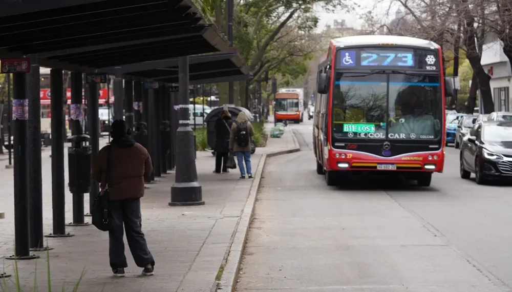 Rige la ley que obliga a usar pictogramas en el transporte público bonaerense
