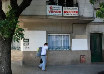 Cae la venta de inmuebles en 2026, arrastrada por el crédito hipotecario
