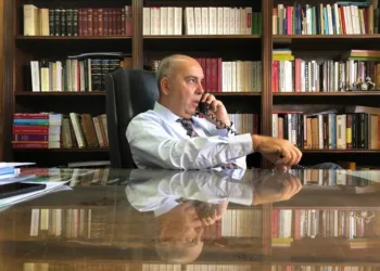El juez Martínez de Giorgi apartó a las querellas en la causa $Libra