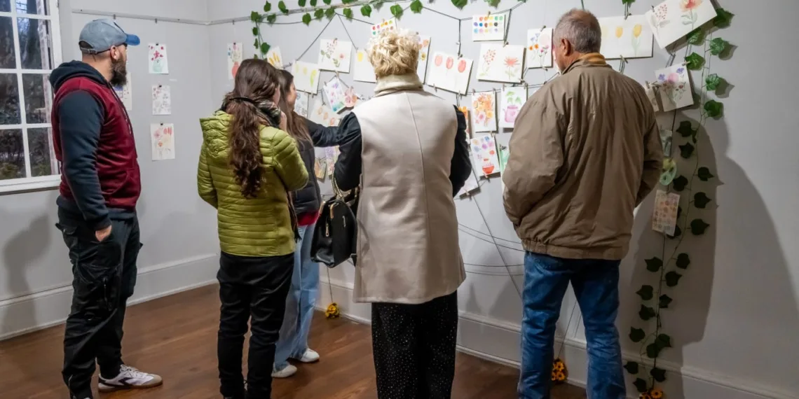 La muestra “Mi jardín de flores” ya puede visitarse en el Museo Histórico