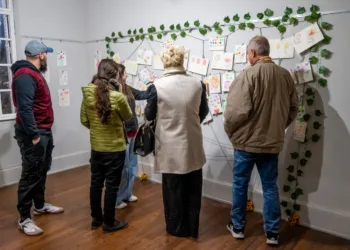 La muestra “Mi jardín de flores” ya puede visitarse en el Museo Histórico