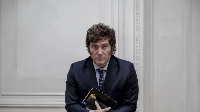 Javier Milei apuesta a relanzar su agenda económica con reformas y baja del riesgo país