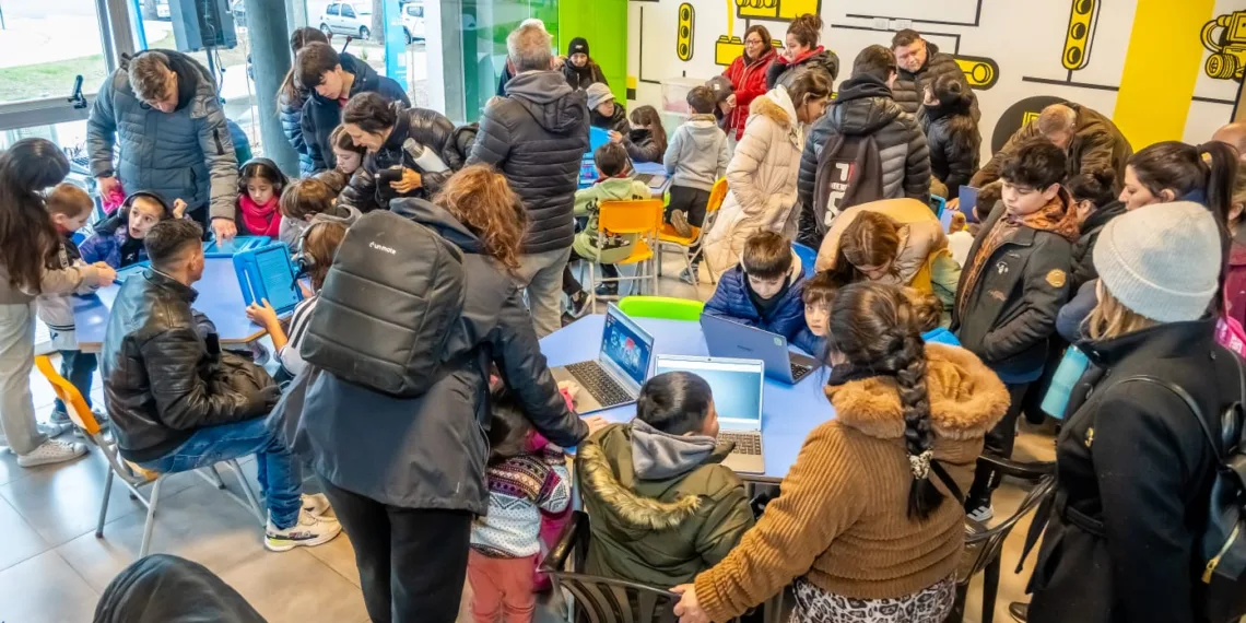Cierre de la primera etapa de los talleres de la Escuela Municipal de Robótica