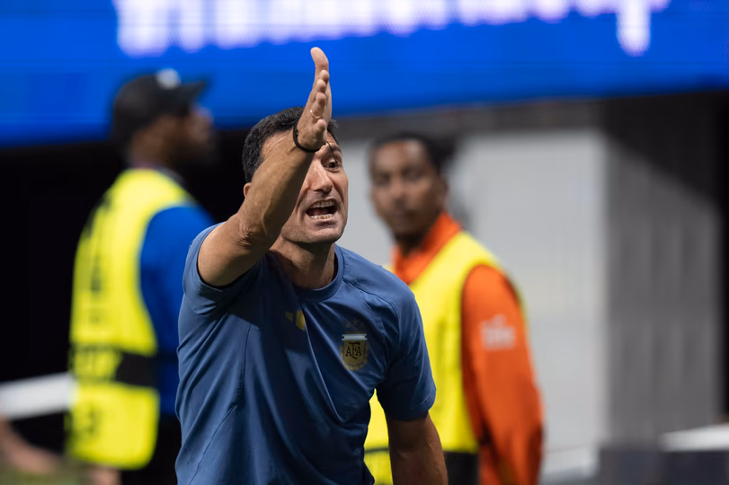 Scaloni, sobre el agónico triunfo: “No puedo hablar de la emoción»