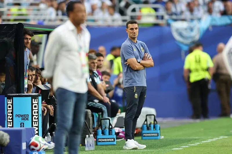 La sinceridad de Scaloni tras la agónica clasificación de Argentina: «Hubiera sido una locura perder en mi partido 100»