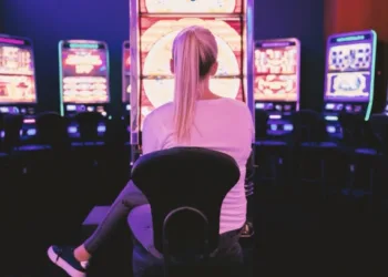 Sorteos aleatorios, torneos diarios y un año entero de premios: así funciona Drops & Wins en PlayUZU
