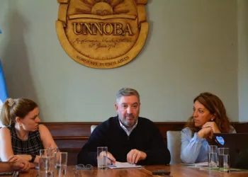 Tamarit: “La universidad es la institución con mayor prestigio social”