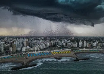 Se avecina una ciclogénesis: llega un temporal de lluvias, viento y granizo