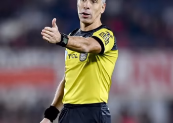 Se confirmaron los árbitros de la primera fecha del Torneo Clausura 2026: quiénes dirigen a River y Boca