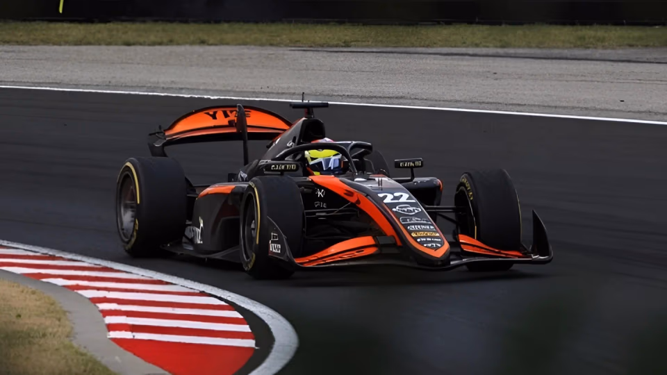 Nicolás Varrone remontó desde el P20 y terminó en P12 en el GP de Hungría de Fórmula 2