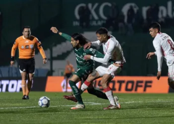 Argentinos Juniors le ganó a Sarmiento sobre la hora en su debut en el Torneo Clausura 2026