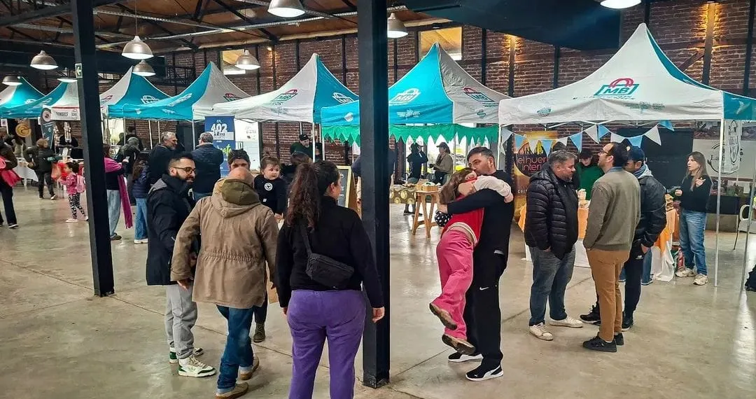 Mercados Bonaerenses: más de 20 productores locales en la primera edición