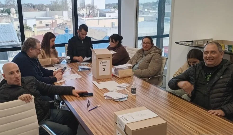 Azil agradeció el apoyo recibido y resaltó la necesidad de avanzar hacia “un sindicato del Siglo XXI”