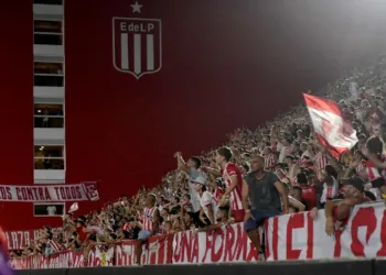 Copa Libertadores: Estudiantes juega en La Plata e Independiente Rivadavia en Brasil