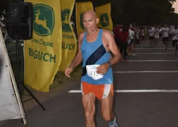 Luis Spíndola, el atleta juninense de 70 años que correrá la prueba urbana de LT20