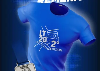LT20 presentó la remera y la medalla oficial para la segunda edición de la carrera urbana