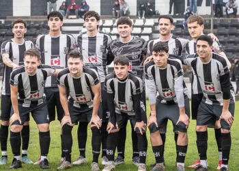Con cinco partidos, comienza la cuarta fecha del fútbol local