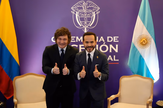 Milei se reunió con Abelardo de la Espriella antes de su asunción presidencial