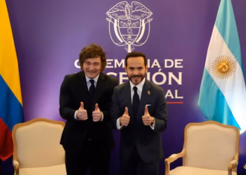 Milei se reunió en Colombia con Abelardo de la Espriella antes de su asunción presidencial
