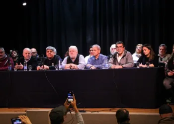 Los gremios sostienen la marcha pese a los cambios en la Ley de Tierras