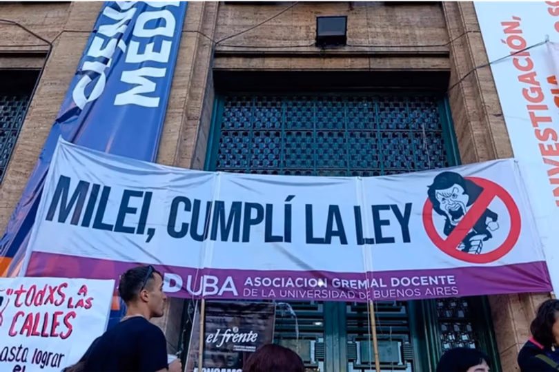 Docentes universitarios paran 48 horas contra el Gobierno por fondos y salarios