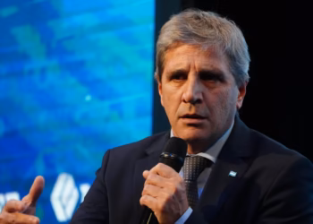 El Gobierno volvió a alcanzar un nuevo superávit fiscal: la explicación de Luis Caputo