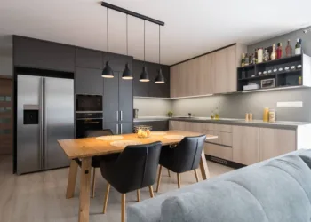 Cocinas con comedor: ideas para una fusión perfecta