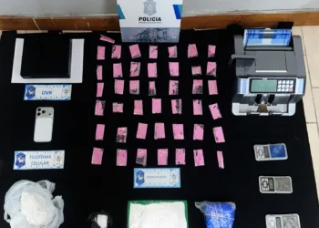 Detenido con un kilo de cocaína y gran cantidad de dosis de «Tussi»
