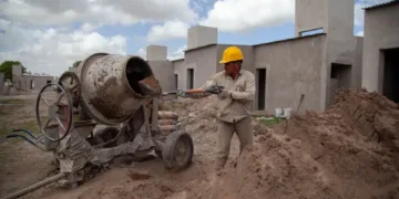 Cuánto cuesta construir una casa de 60 m2 y qué representa para el salario