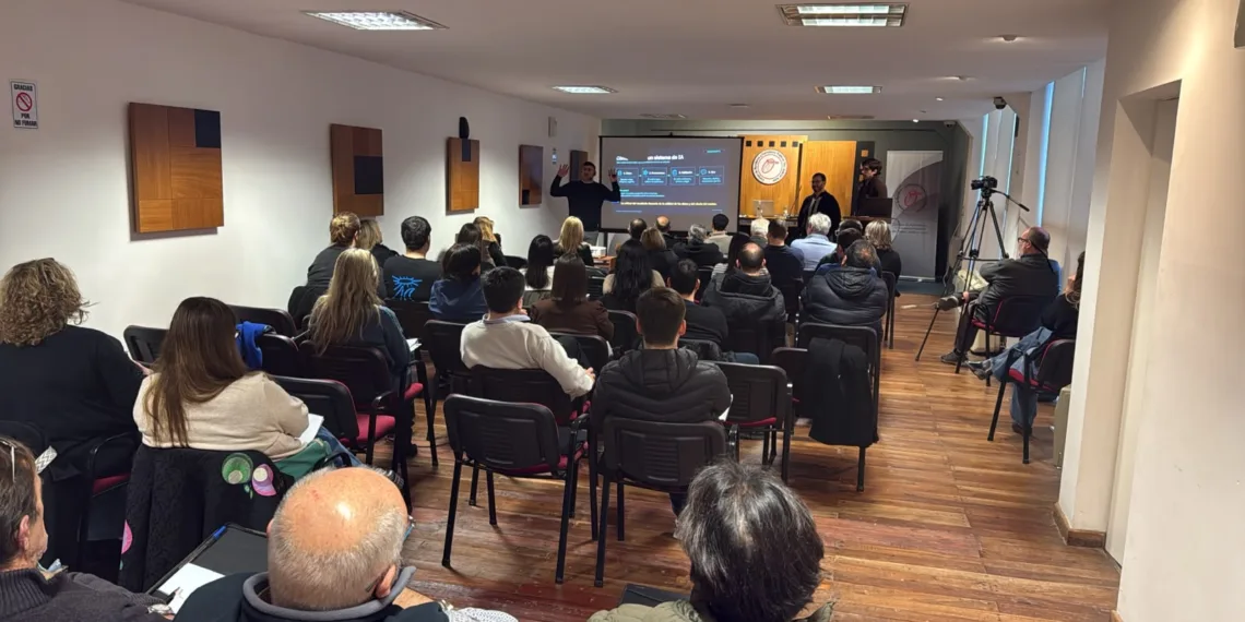 Capacitación y actualización sobre Inteligencia Artificial en el Colegio de Martilleros
