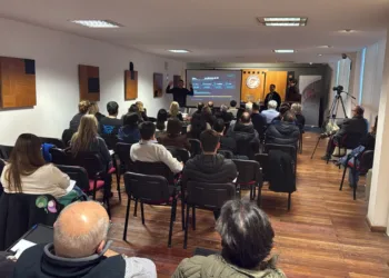 Capacitación y actualización sobre Inteligencia Artificial en el Colegio de Martilleros