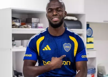 Boca oficializó la llegada de Enner Valencia