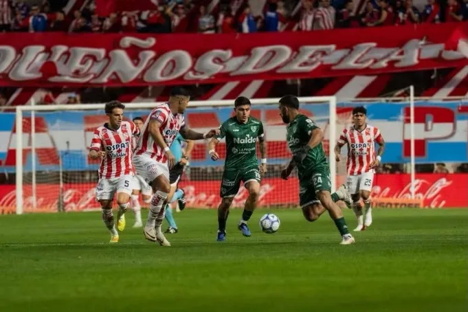 Sarmiento sufrió una goleada en Santa Fe