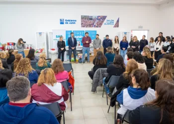 “Junín es un buen ejemplo de todo lo que se puede lograr en materia educativa”, dijo Fiorini
