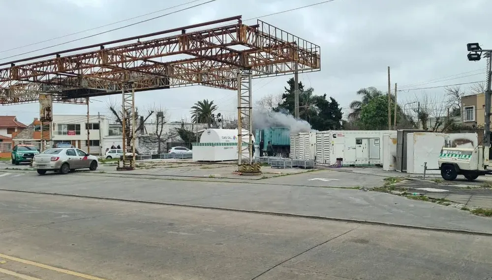 Incendio y corte de luz en La Plata: siguen los reclamos vecinales mientras la Provincia inició un sumario