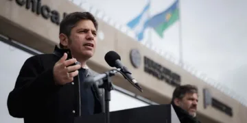 Axel Kicillof y la falta de inversión en rutas: «Milei se está robando los recursos»