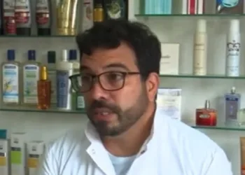 López: “Defendemos el modelo sanitario, el medicamento es un bien social”